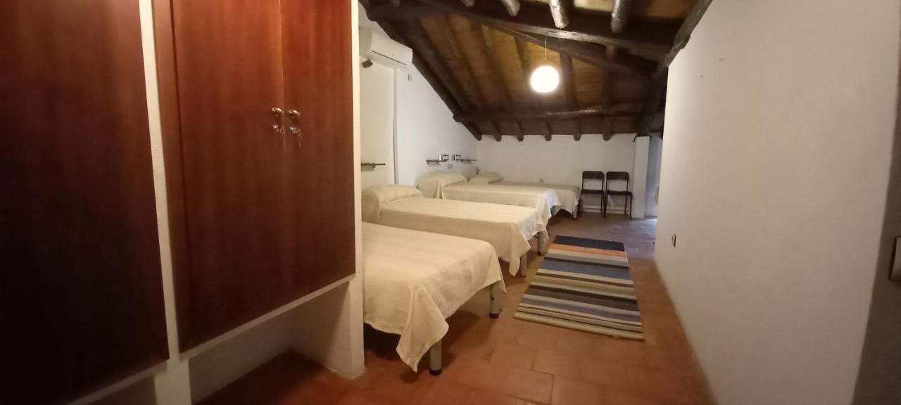Albergue Turistico "San Blas" De Олива-де-Пласенсия Экстерьер фото